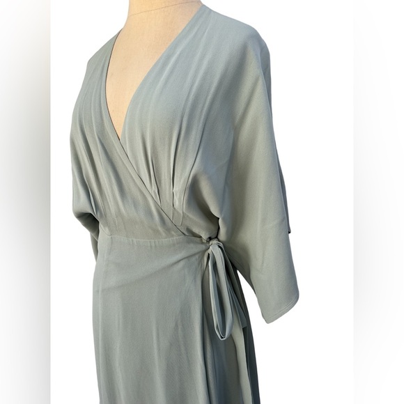 Reformation Winslow Elegant Green Wrap Dress Size Medium - Picture 4 of 14